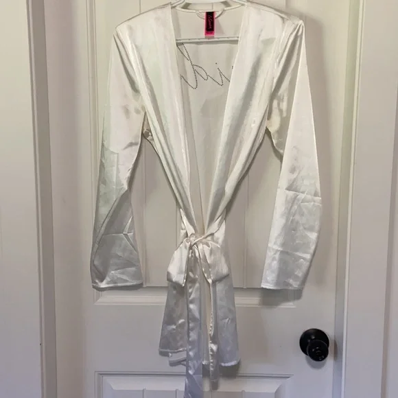Silky Bride Robe - Picture 3 of 4